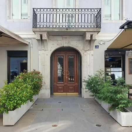 Апартаменти Casa Letizia Historical Center X2